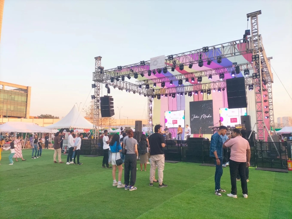 Sunday Soul Sante Main Live Music Festival Stage & Truss Rigging